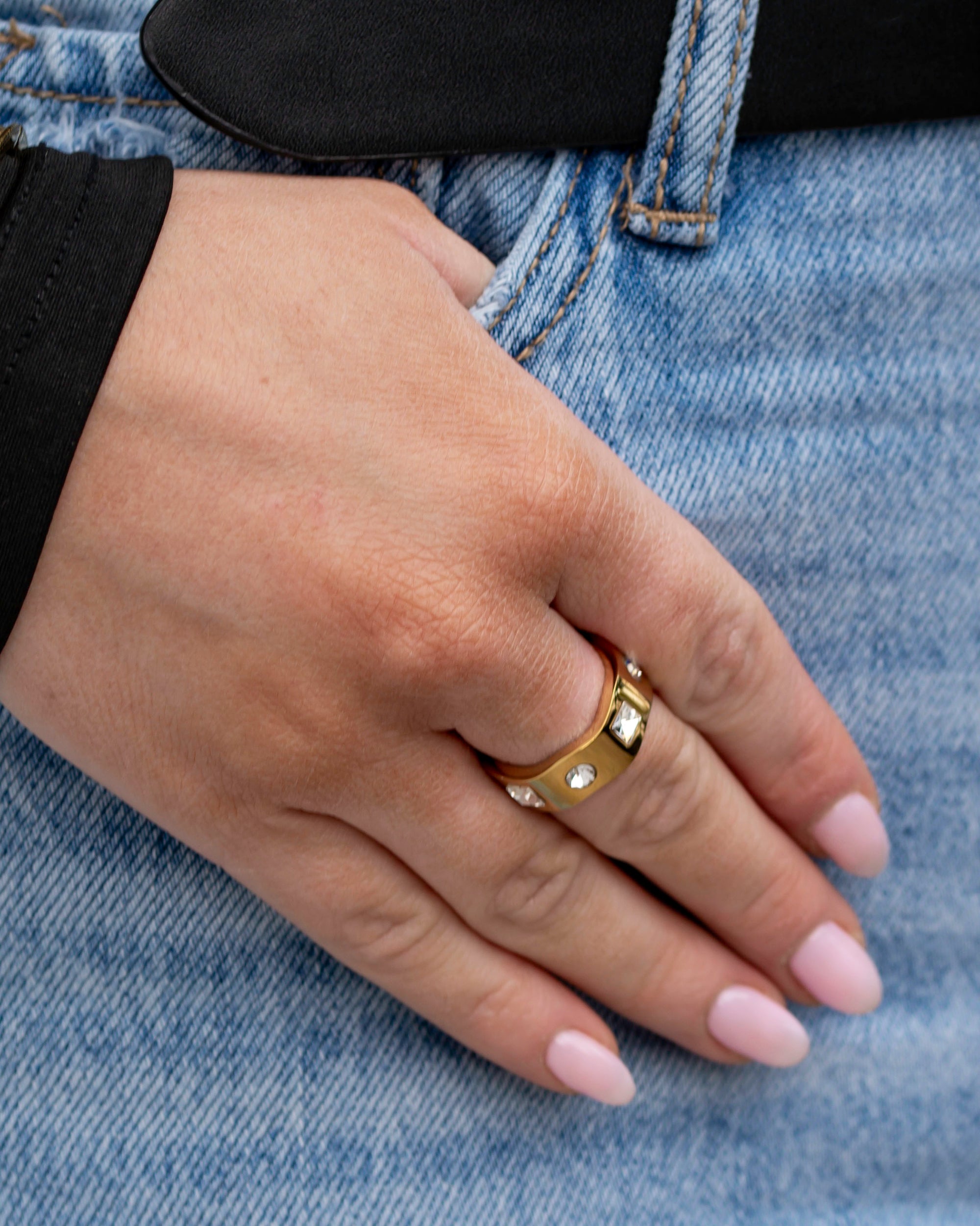 The Statement Ring